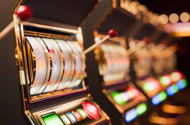 Live dealer roulette and platform category navigation on mobile